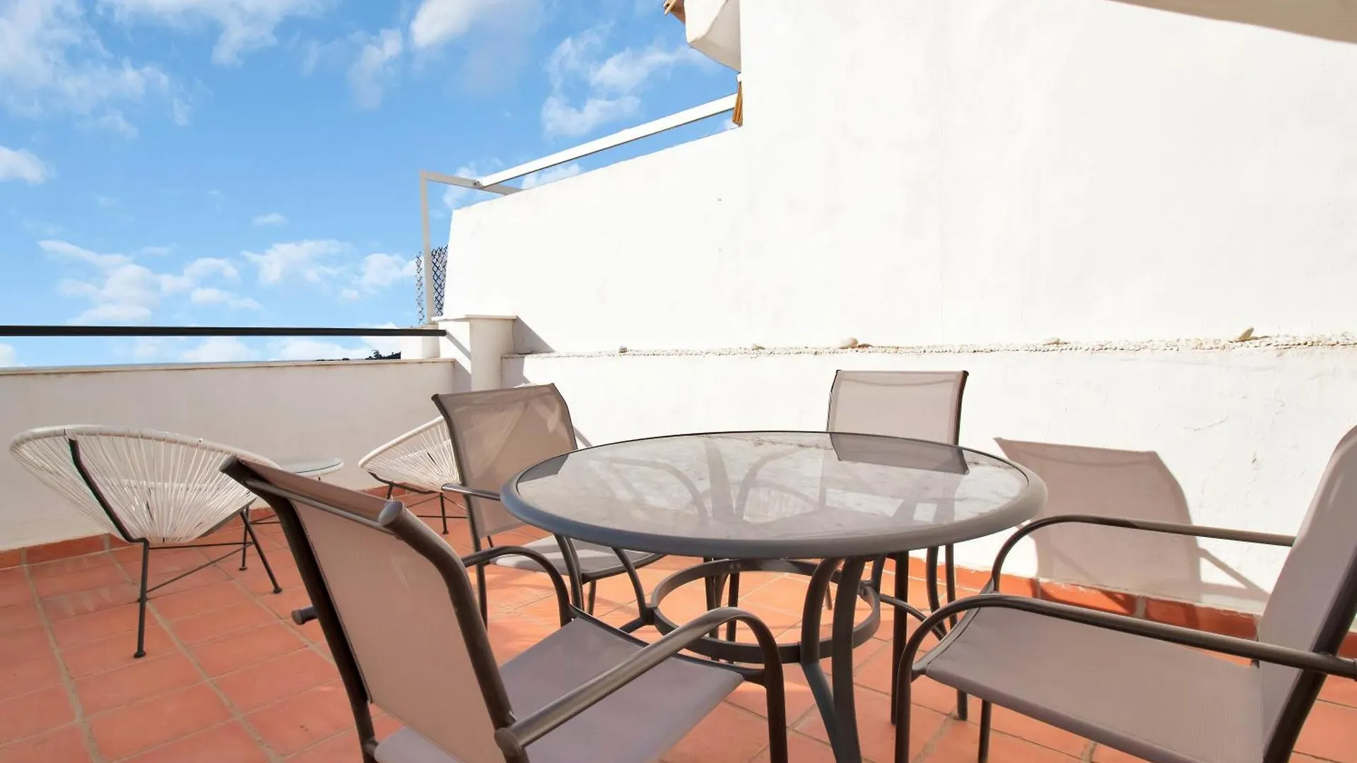 Apartamento Duplex Estilo Boho Con Increible Terraza Y Vistas Al Mar En Estepona - Las Abejeras 609