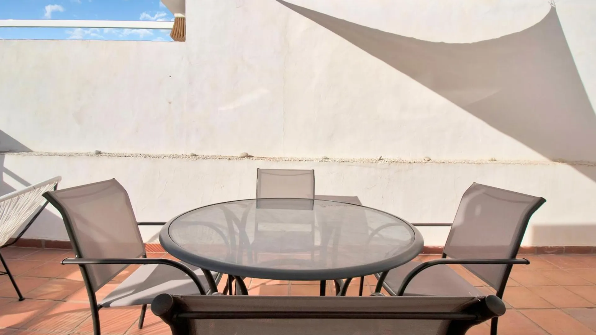 Apartamento Duplex Estilo Boho Con Increible Terraza Y Vistas Al Mar En Estepona - Las Abejeras 609 España